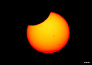 Photo: Terje "Terry" Canavarro/Freelance Photog -- The rare annular solar eclipse from the Griffith Park Observatory May 20, 2012