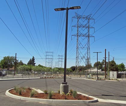 Photo: New light fixture installed in that new parking lot on Magnolia Boulevard in Burbank August 31, 20