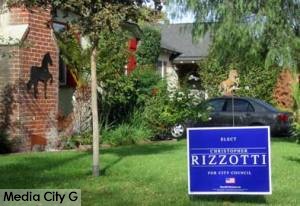 Photo: FLLewis / Media City G -- Chris Rizzotti political sign in 1400 block of West Parkside Avenue Burbank November 17, 2014