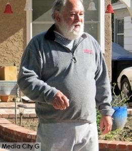 Photo: FLLewis / Media City G -- Bob Rosen saw neighbor rescued from burning house by police officer in Burbank December 29, 2014