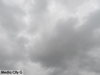 Photo: FLLewis / Media City G -- Cloudy skies over Burbank February 21, 2015