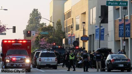 Photo : FLLewis / Media City G -- Stolen car suspect is taken into custody after a stand-off on Third Street between Palm Avenue and Magnolia Boulevard in Burbank February 17, 2017