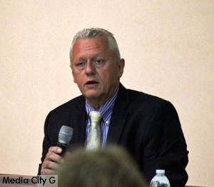 Photo: Greg Reyna / Media City G -- City Council candidate Will Rogers at Buena Vista Library forum March 25, 2015