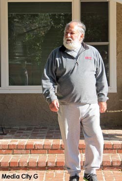 Photo: FLLewis/ Media City G -- Bob Rosen lives next door to house fire at 326 South Griffith Park Drive Burbank December 29, 2014