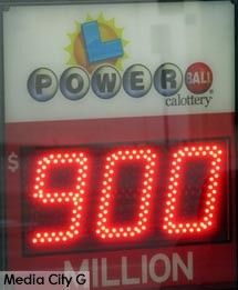 Photo: FLLewis / Media City G -- Powerball jackpot hits $900 million on January 9, 2016